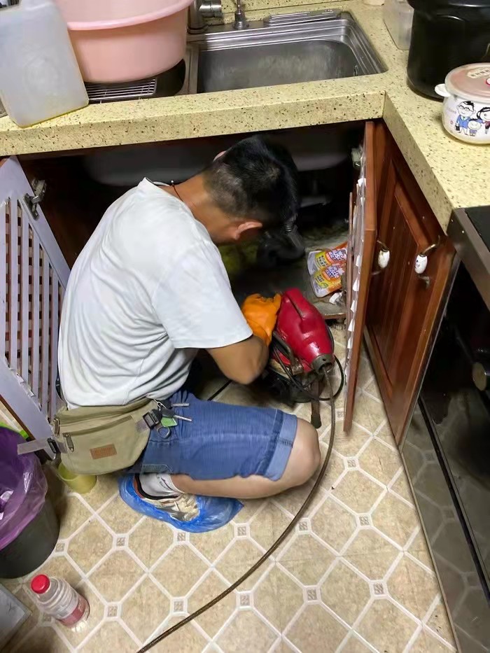 纳雍通下水道